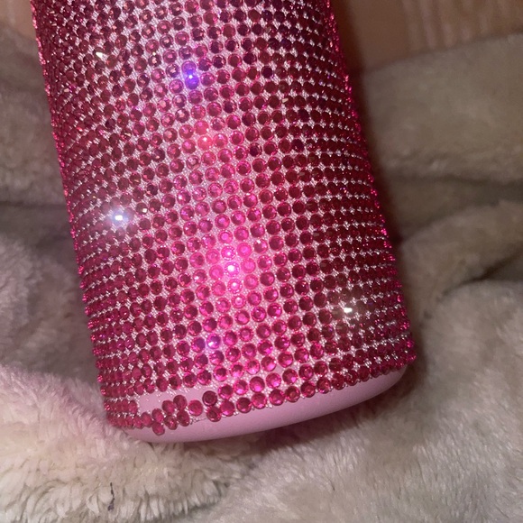 Pink bling water bottle - Picture 7 of 7